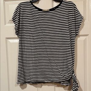 Michael Kors Black & White Striped Short Sleeve Tie-Hem Tee